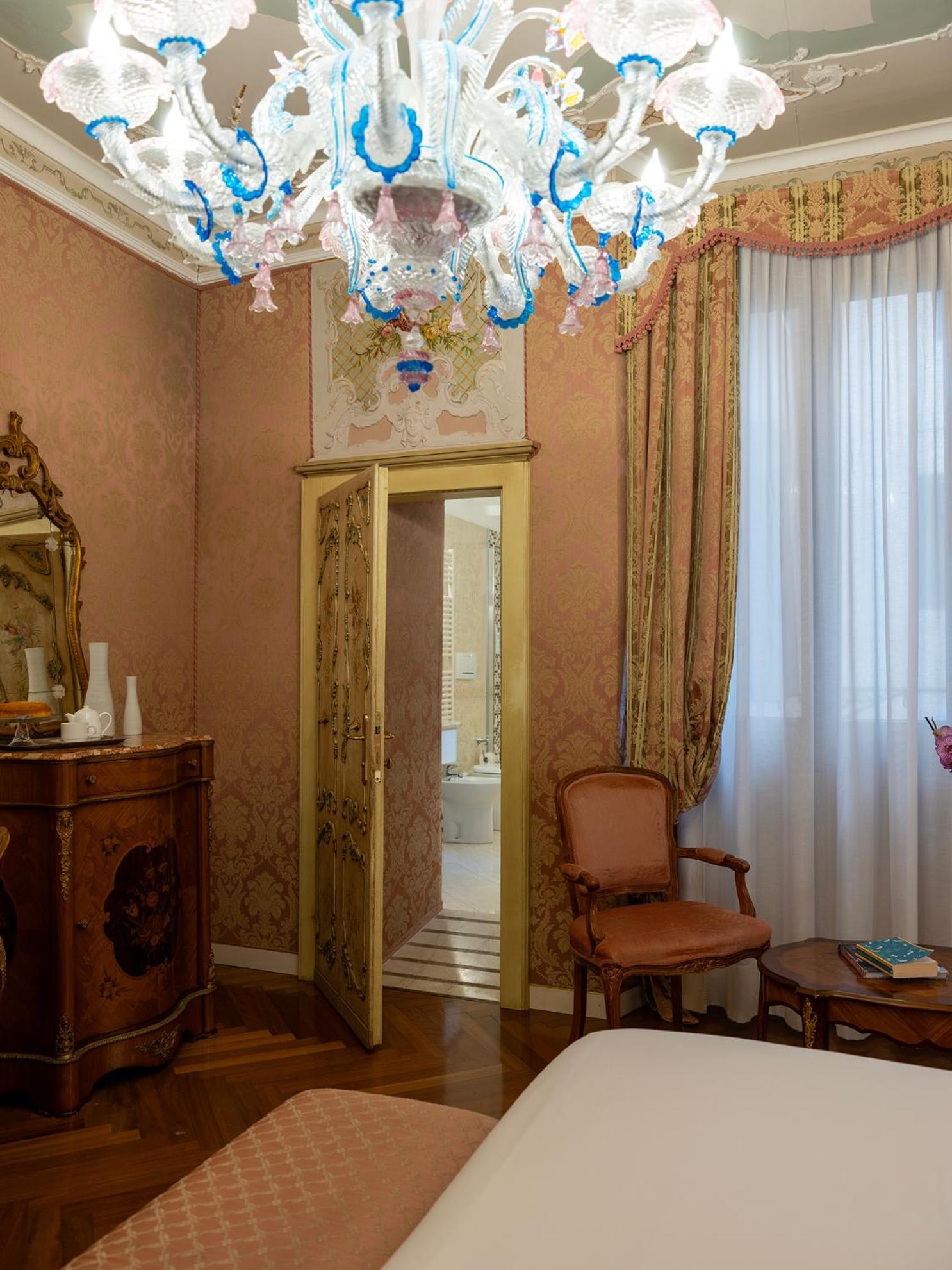 Hotel Antico Doge - A Member Of Elizabeth Hotel Group Venedik Dış mekan fotoğraf